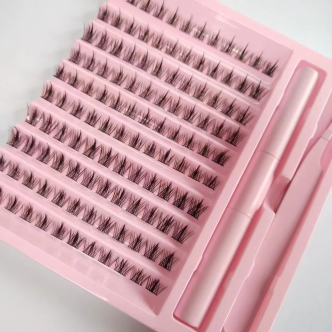 Mejora tu apariencia con nuestras extensiones de pestañas de segmento superior